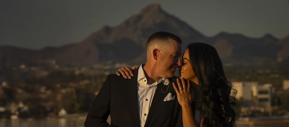 Arizona wedding couple with a mountain view