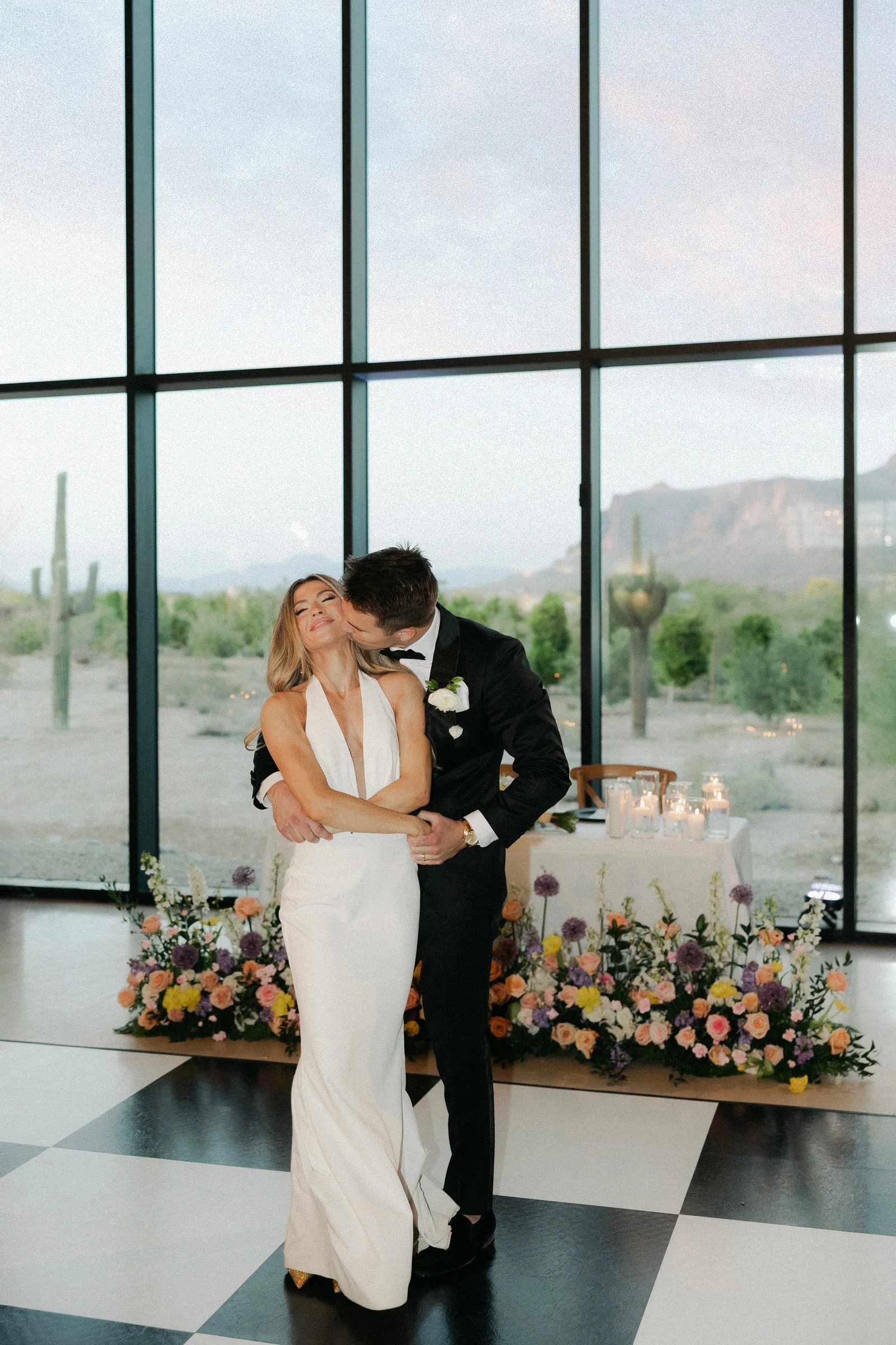 Modern Arizona wedding reception